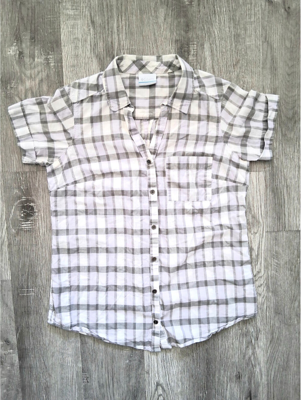 Columbia Woman's Sm, Gray/White Plaid Cotton Short Sleeve Button Up Casual Shirt